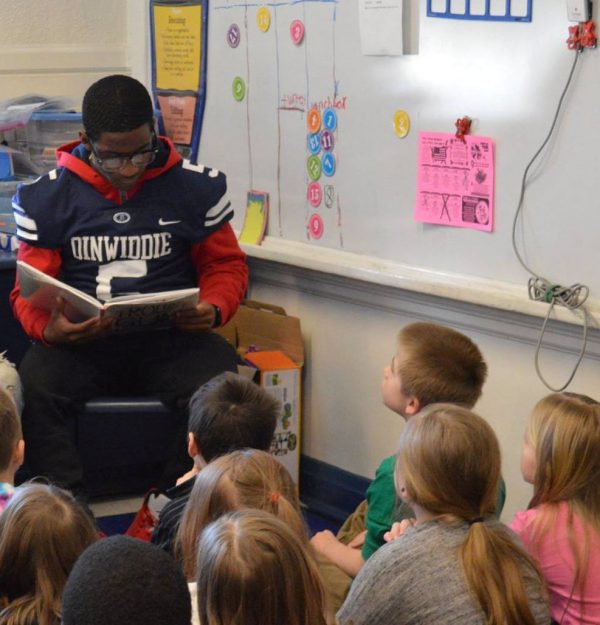 23FEB19 Athlete Reading to DES students